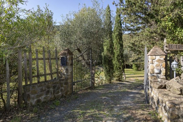 casale in vendita a Castiglione della Pescaia in zona Ampio