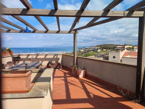appartamento in vendita a Castiglione della Pescaia in zona Punta Ala