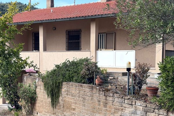 casa indipendente in vendita a Castiglione della Pescaia