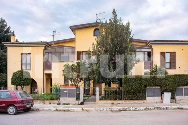 appartamento in vendita a Cinigiano in zona Borgo Santa Rita