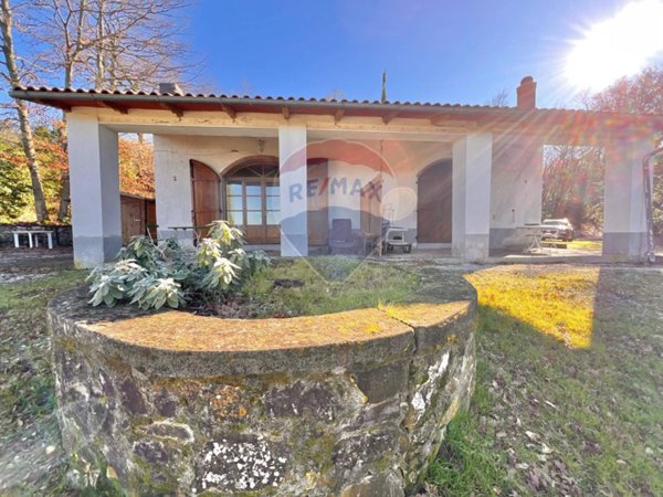 casa indipendente in vendita a Cinigiano in zona Sasso d'Ombrone