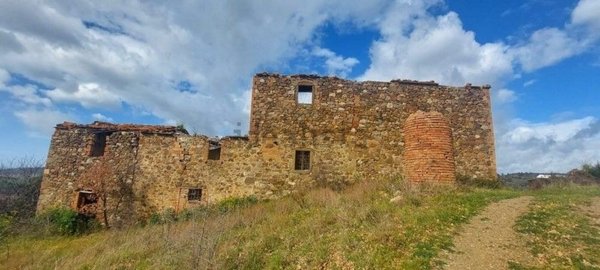 casa indipendente in vendita a Cinigiano