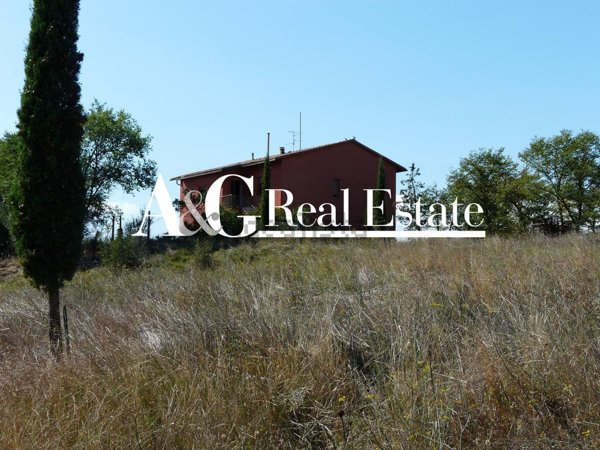 casa indipendente in vendita a Cinigiano