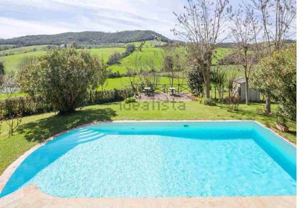 casa indipendente in vendita a Cinigiano