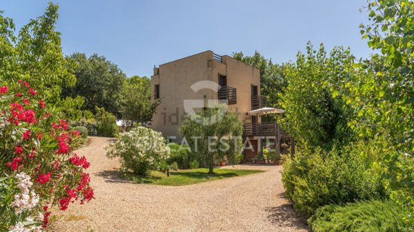 casa indipendente in vendita a Cinigiano