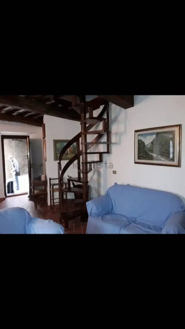appartamento in vendita a Cinigiano in zona Monticello Amiata