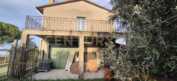 casa indipendente in vendita a Cinigiano in zona Poggi del Sasso
