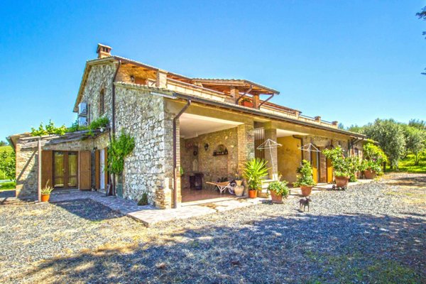 casa indipendente in vendita a Cinigiano
