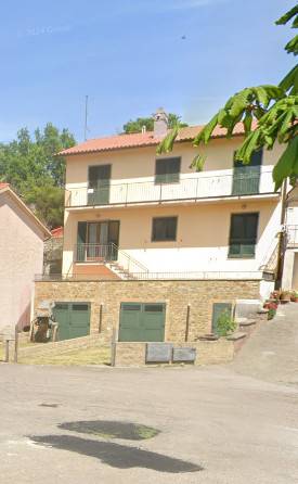 appartamento in vendita a Cinigiano in zona Monticello Amiata