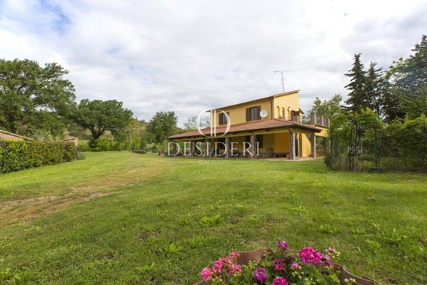 ufficio in vendita a Cinigiano in zona Poggi del Sasso