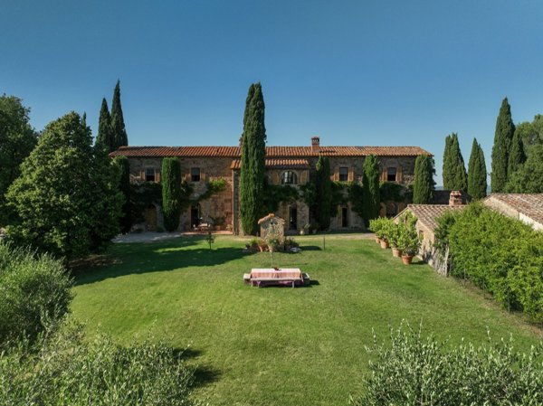 casa indipendente in vendita a Cinigiano
