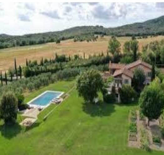 casa indipendente in vendita a Cinigiano