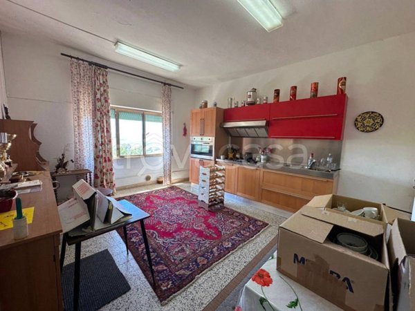 casa indipendente in vendita a Cinigiano
