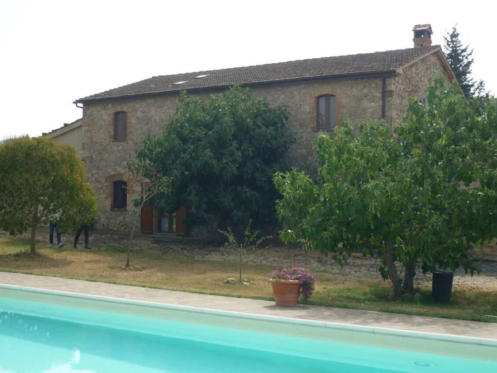 casa indipendente in vendita a Cinigiano