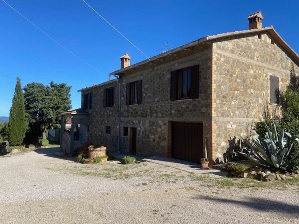 casa indipendente in vendita a Cinigiano