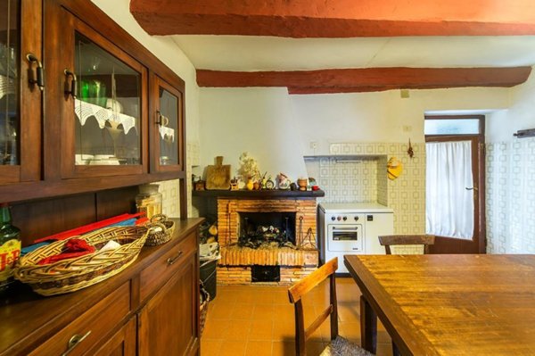 appartamento in vendita a Cinigiano in zona Monticello Amiata