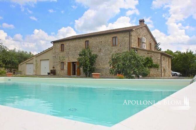casa indipendente in vendita a Cinigiano