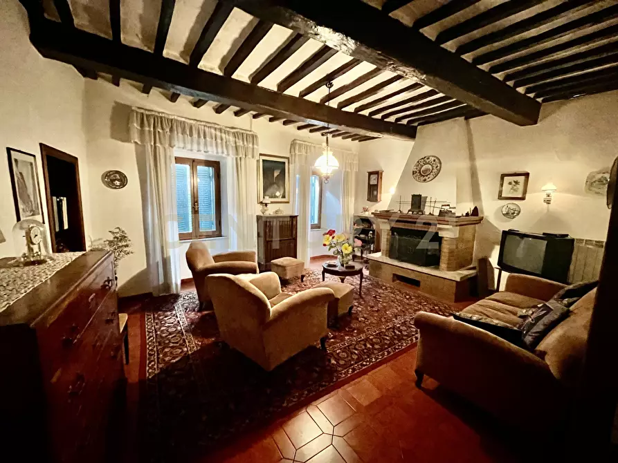 casa indipendente in vendita a Cinigiano in zona Monticello Amiata