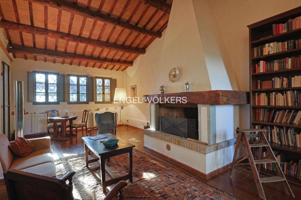 casa indipendente in vendita a Cinigiano in zona Porrona