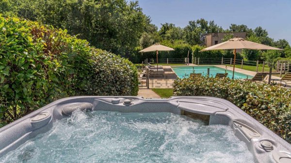 casale in vendita a Cinigiano