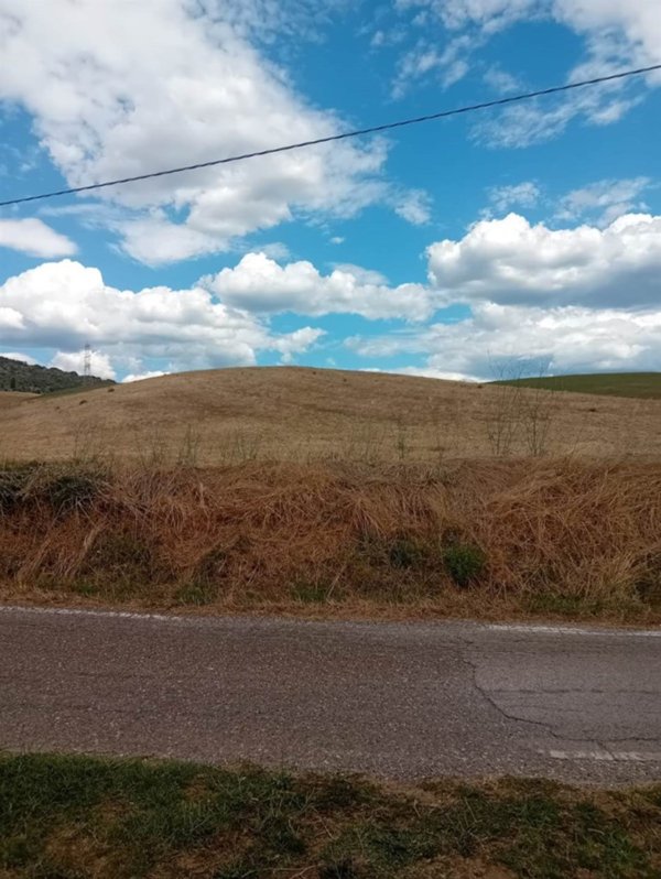 locale di sgombero in vendita a Cinigiano