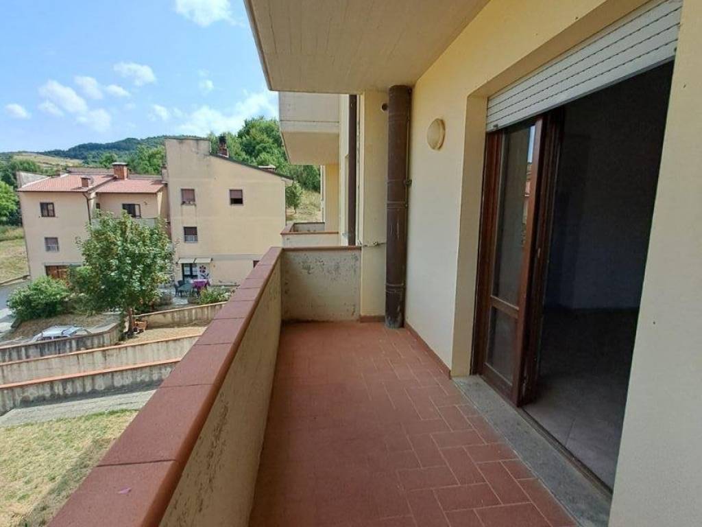 appartamento in vendita a Cinigiano in zona Monticello Amiata