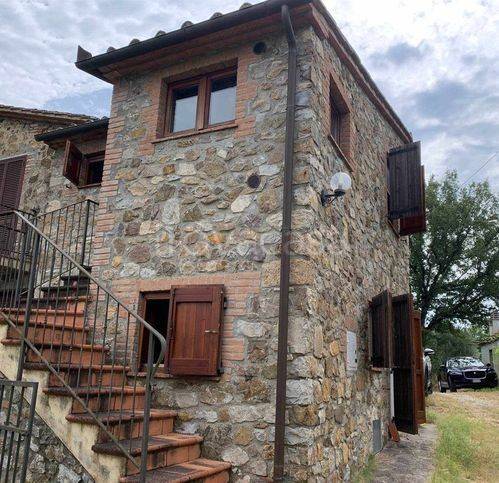casa indipendente in vendita a Cinigiano in zona Sasso d'Ombrone