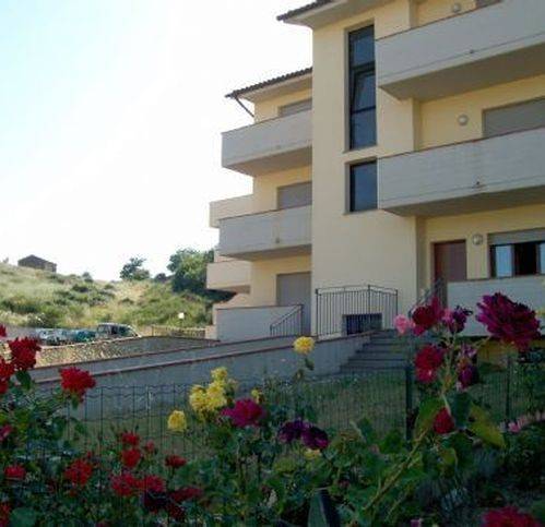 appartamento in vendita a Cinigiano in zona Monticello Amiata