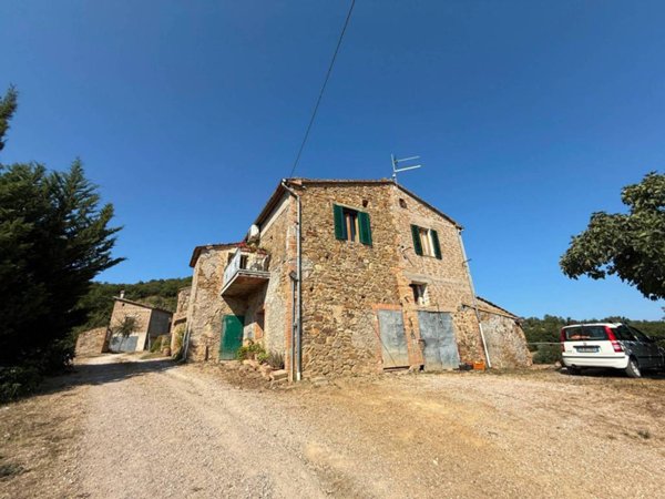 casa indipendente in vendita a Cinigiano