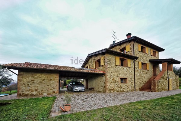casa indipendente in vendita a Cinigiano in zona Poggi del Sasso