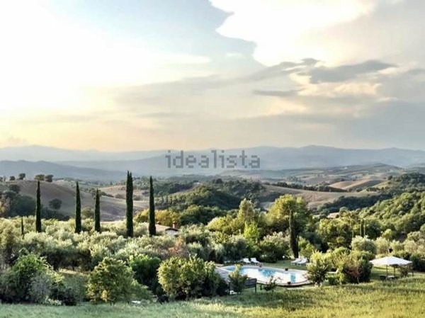 casale in vendita a Cinigiano