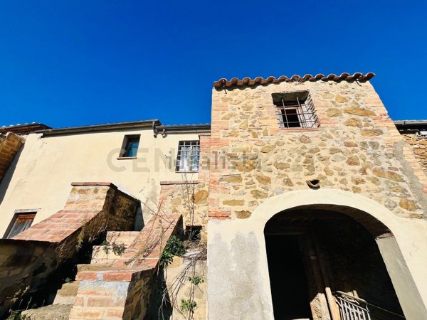 pentavano in vendita a Cinigiano