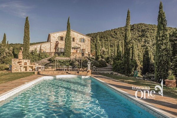 casa indipendente in vendita a Cinigiano