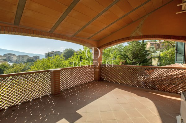 casale in vendita a Cinigiano