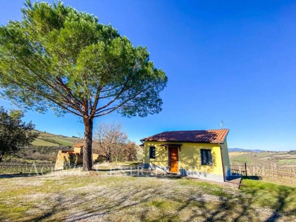 casa indipendente in vendita a Cinigiano