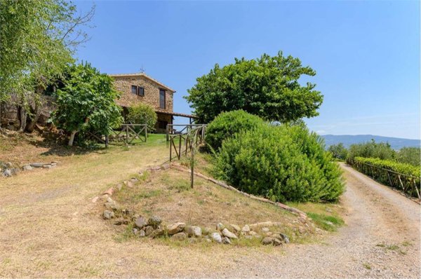 casale in vendita a Cinigiano