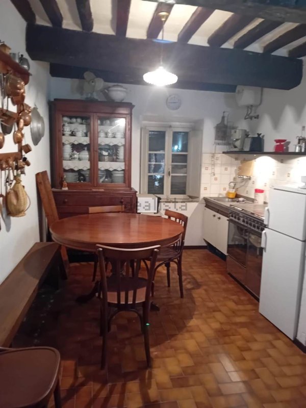 appartamento in vendita a Cinigiano in zona Sasso d'Ombrone