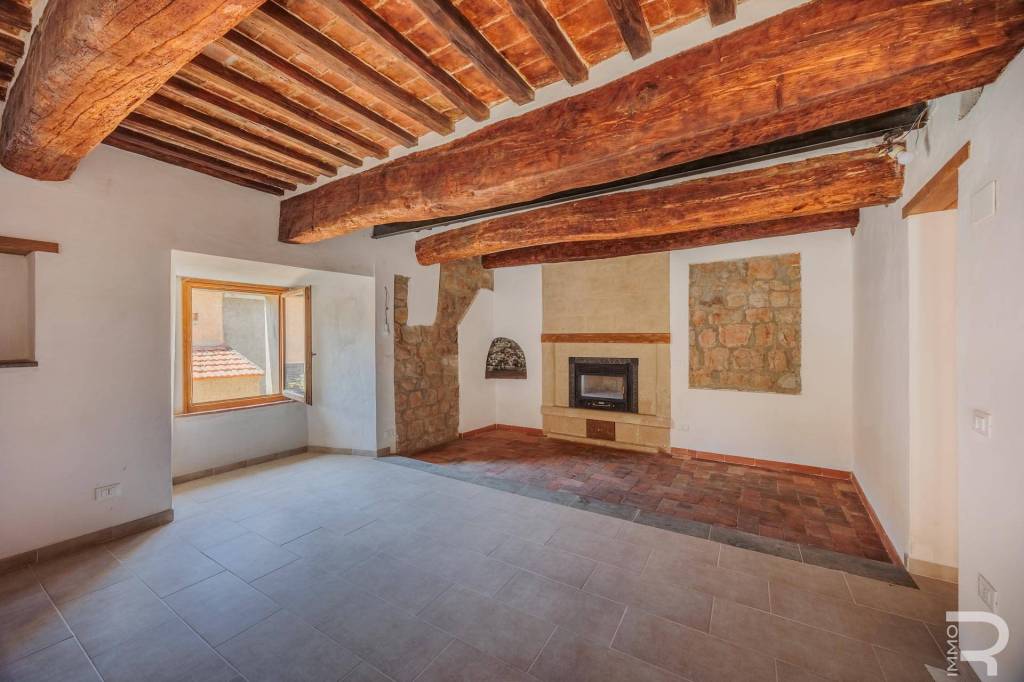 appartamento in vendita a Cinigiano in zona Sasso d'Ombrone