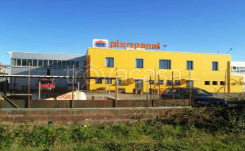 ufficio in vendita a Cinigiano in zona Borgo Santa Rita