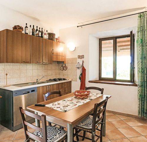 negozio in vendita a Cinigiano