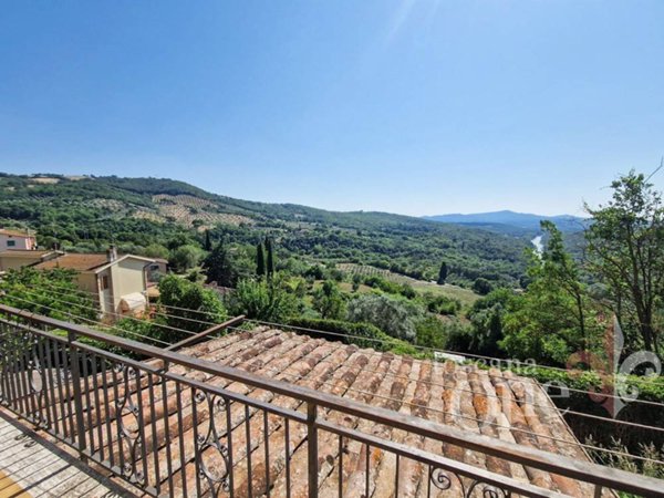 casa indipendente in vendita a Cinigiano in zona Sasso d'Ombrone