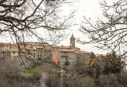 appartamento in vendita a Cinigiano in zona Monticello Amiata