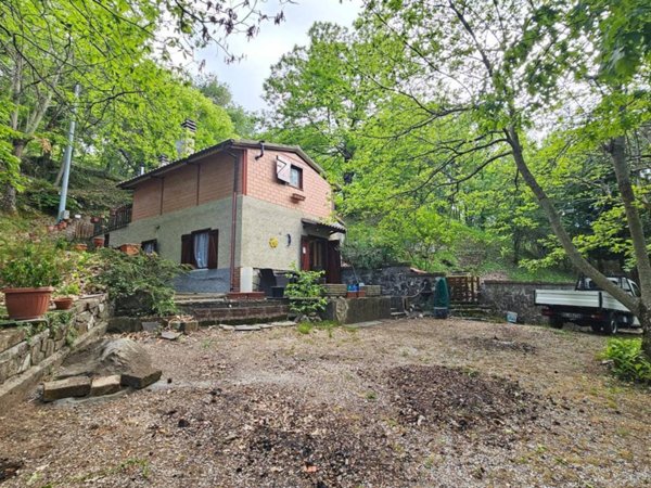 casa indipendente in vendita a Cinigiano in zona Monticello Amiata