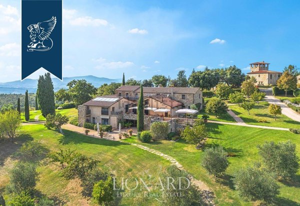 casa indipendente in vendita a Cinigiano
