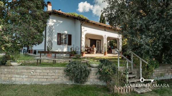 casa indipendente in vendita a Cinigiano in zona Poggi del Sasso