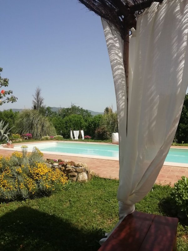 casa indipendente in vendita a Cinigiano