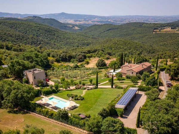 casa indipendente in vendita a Cinigiano in zona Poggi del Sasso