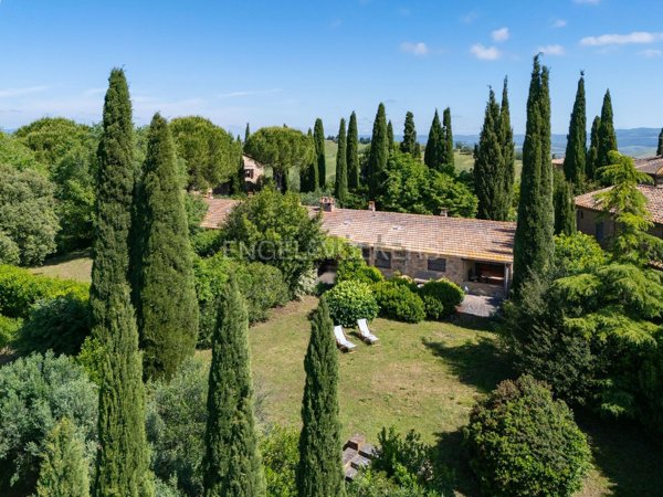 casa indipendente in vendita a Cinigiano in zona Porrona