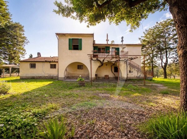 casa indipendente in vendita a Cinigiano