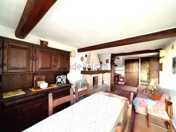 casa indipendente in vendita a Cinigiano in zona Monticello Amiata